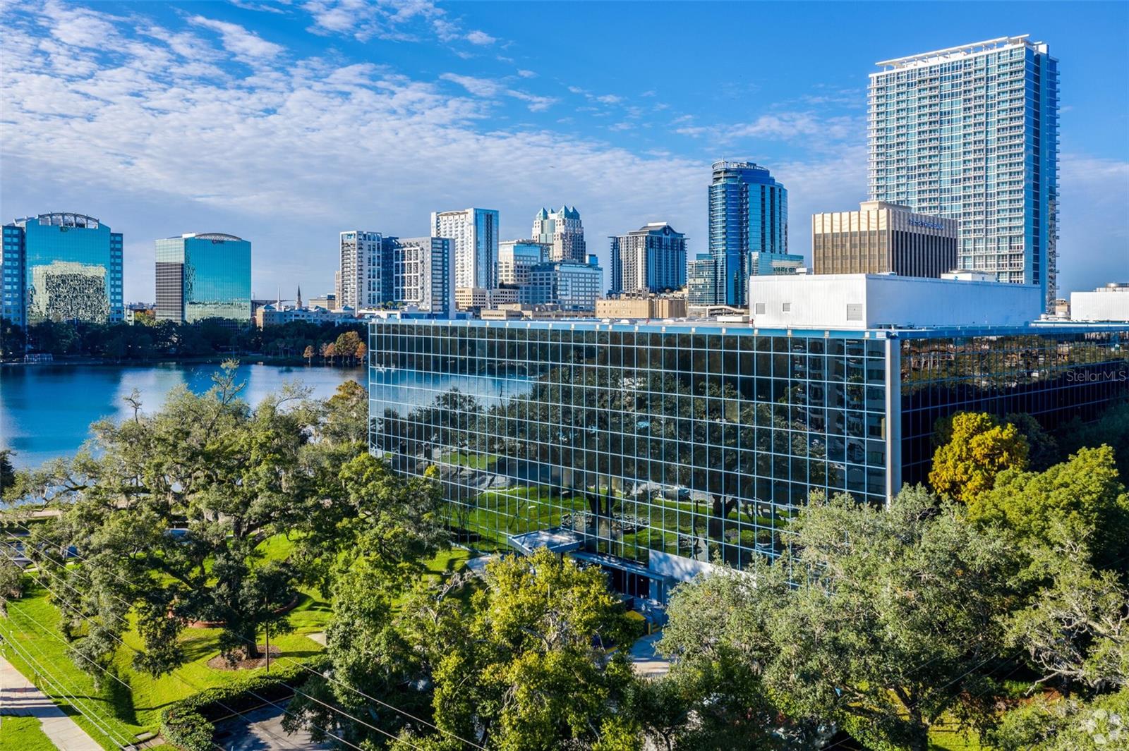 225 E ROBINSON ST, ORLANDO, FL, 32801