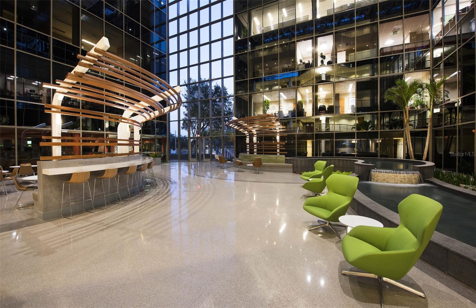 225 E ROBINSON ST, ORLANDO, FL, 32801