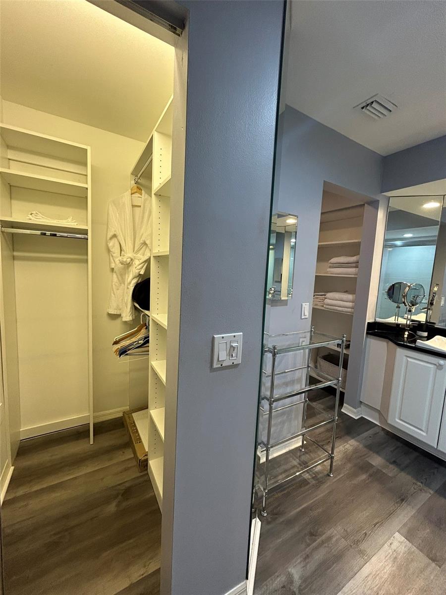 3701 54TH DR W #201, BRADENTON, FL, 34210