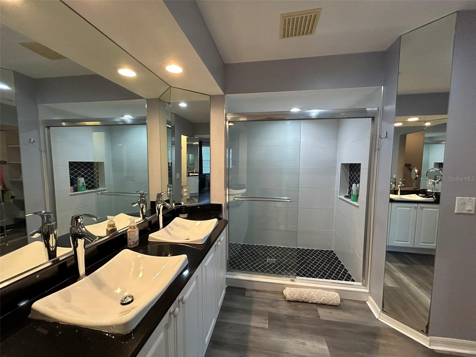 3701 54TH DR W #201, BRADENTON, FL, 34210