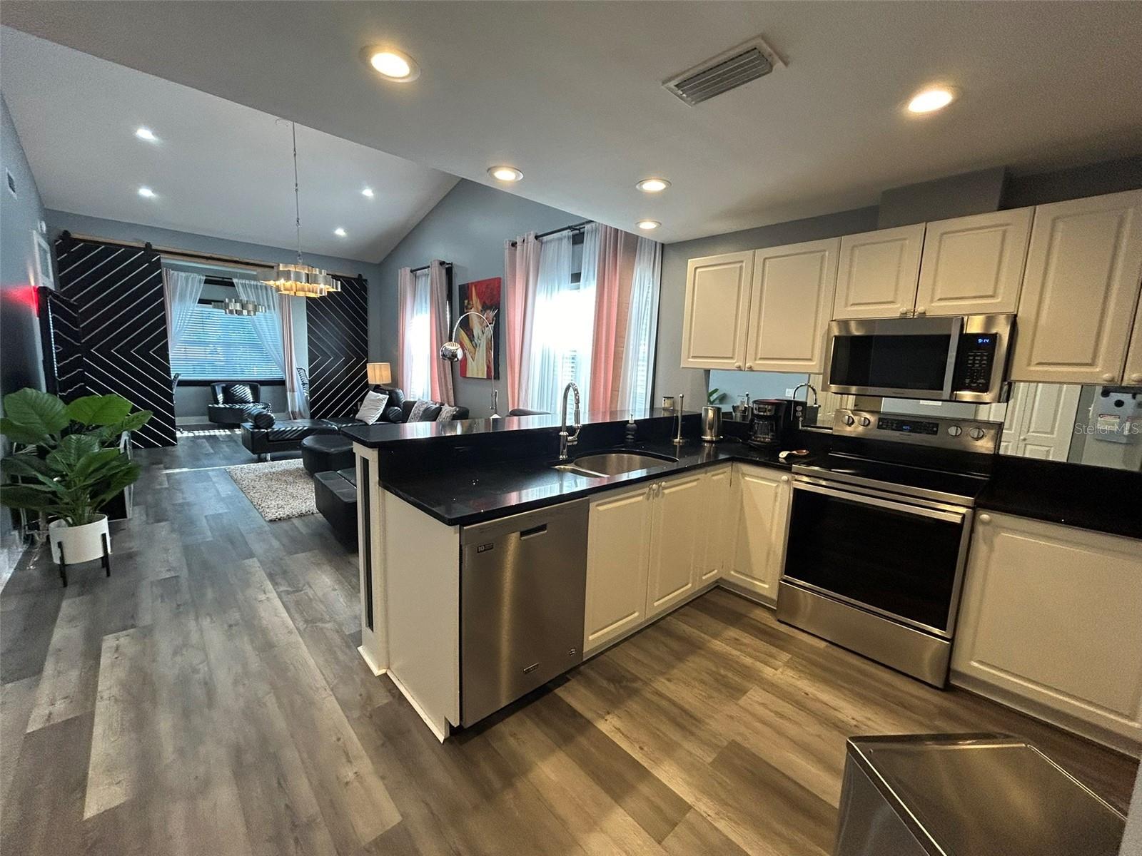 3701 54TH DR W #201, BRADENTON, FL, 34210