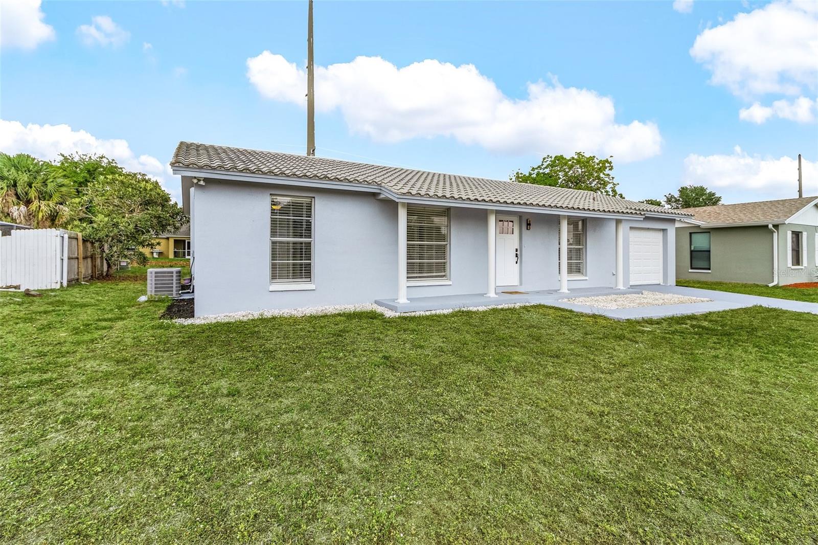 1127 LOVELY LN, NORTH FORT MYERS, FL, 33903