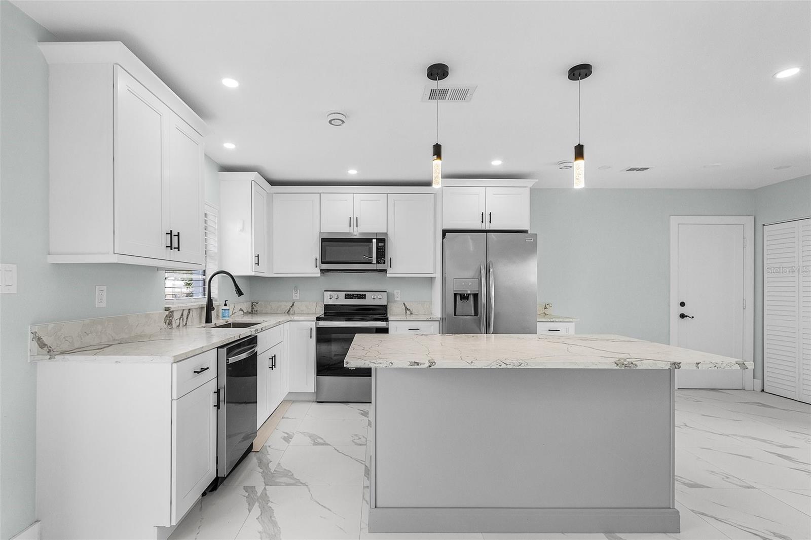 1127 LOVELY LN, NORTH FORT MYERS, FL, 33903