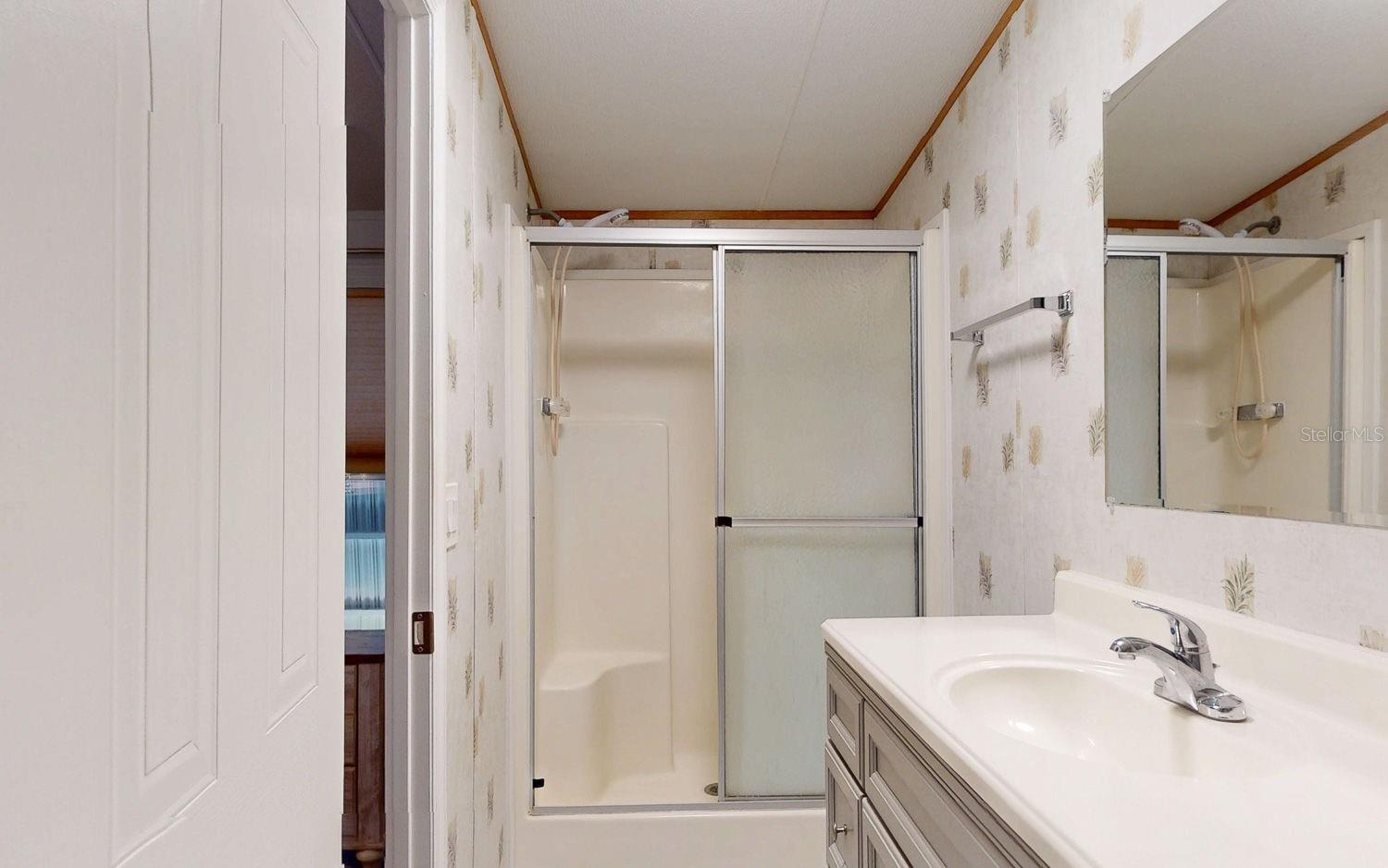 10728 POPLAR ST NE, ST PETERSBURG, FL, 33716