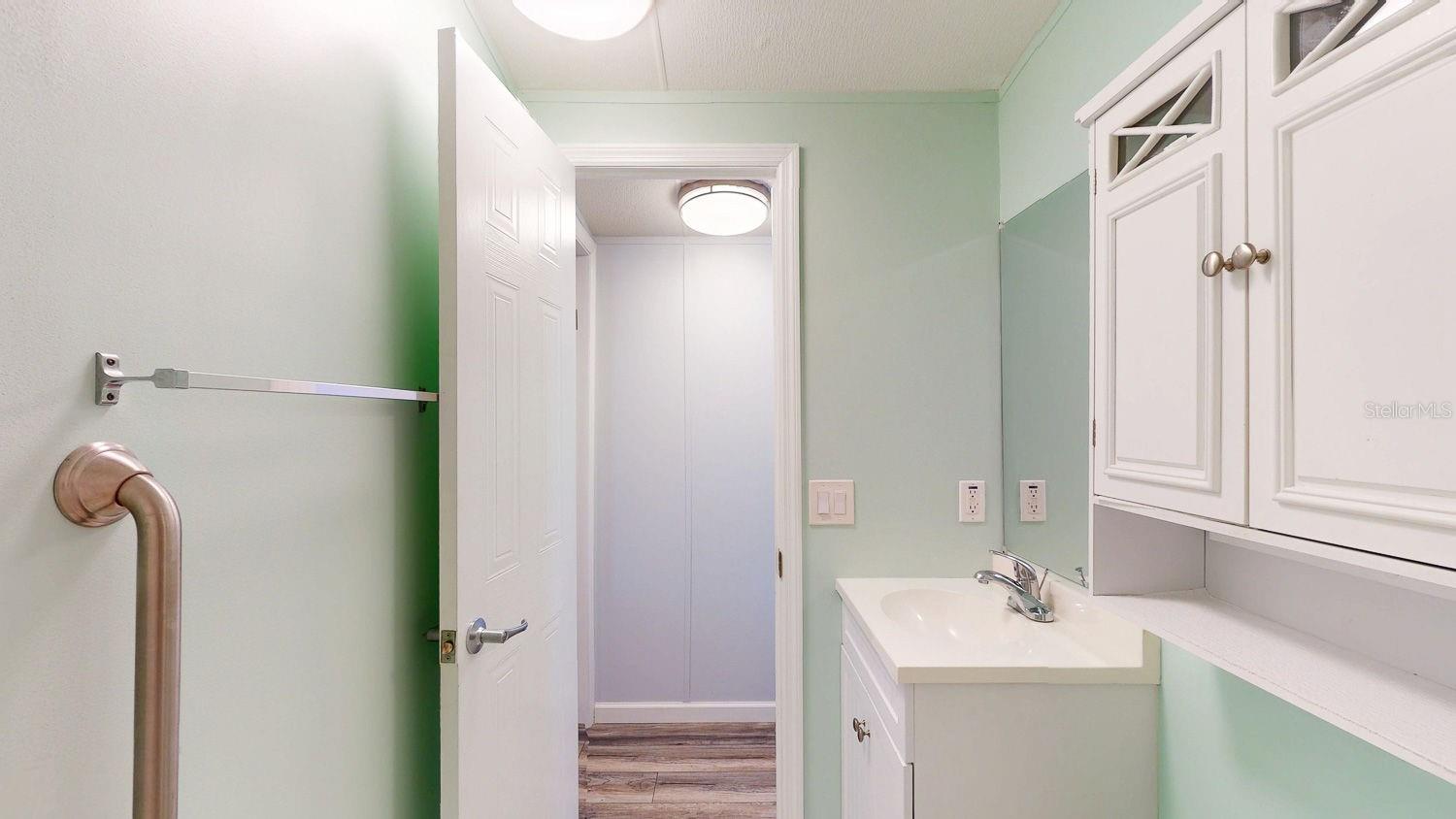 10728 POPLAR ST NE, ST PETERSBURG, FL, 33716