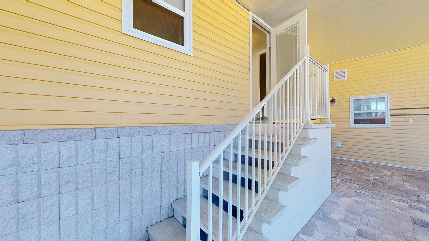 10728 POPLAR ST NE, ST PETERSBURG, FL, 33716