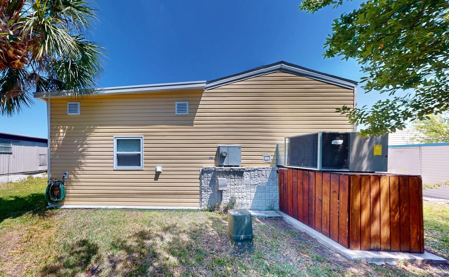 10728 POPLAR ST NE, ST PETERSBURG, FL, 33716