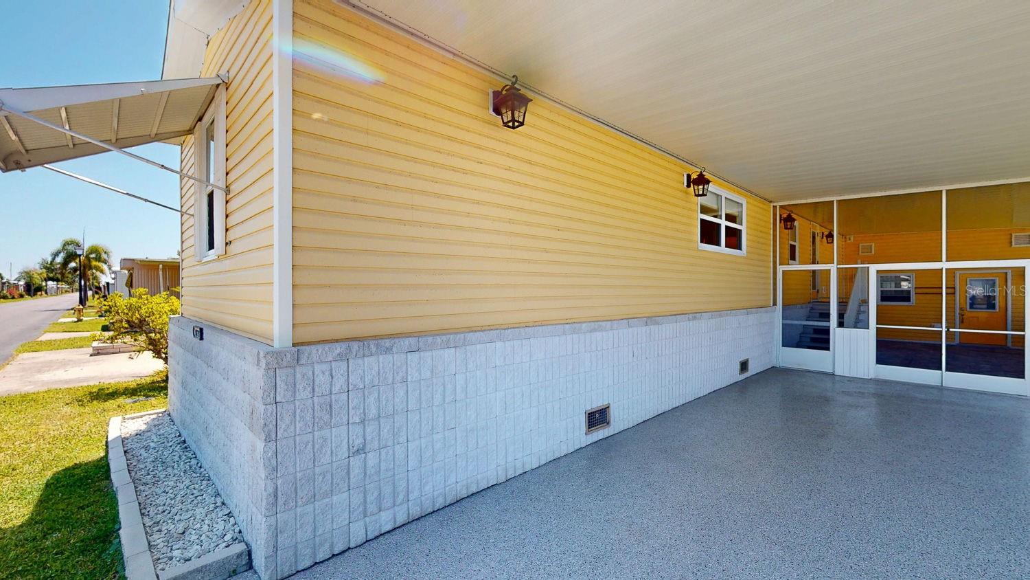 10728 POPLAR ST NE, ST PETERSBURG, FL, 33716