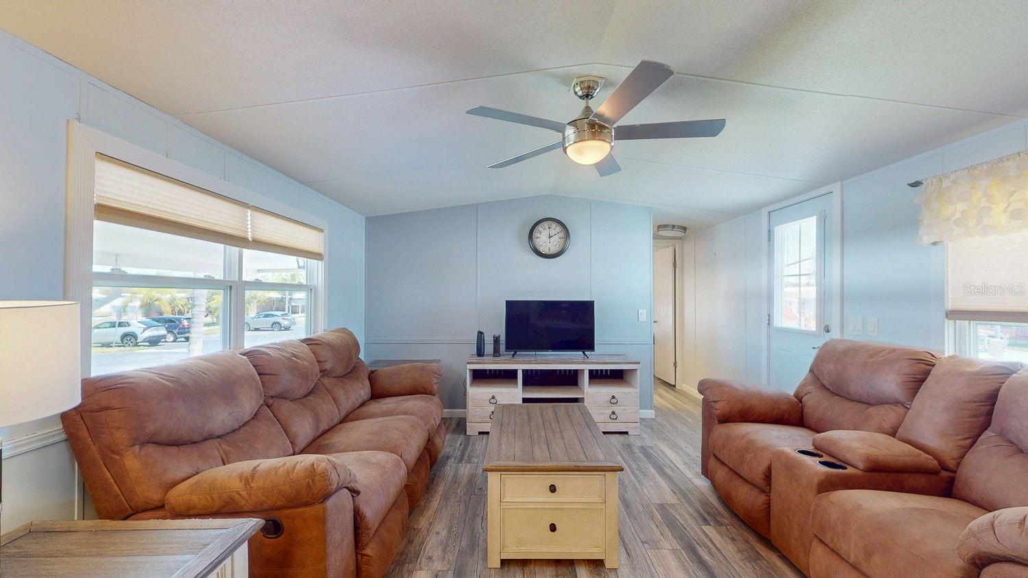 10728 POPLAR ST NE, ST PETERSBURG, FL, 33716