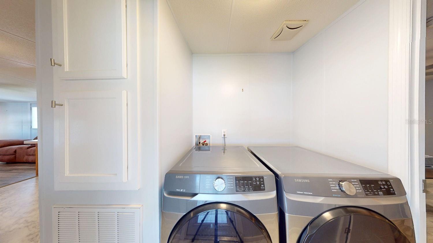 10728 POPLAR ST NE, ST PETERSBURG, FL, 33716