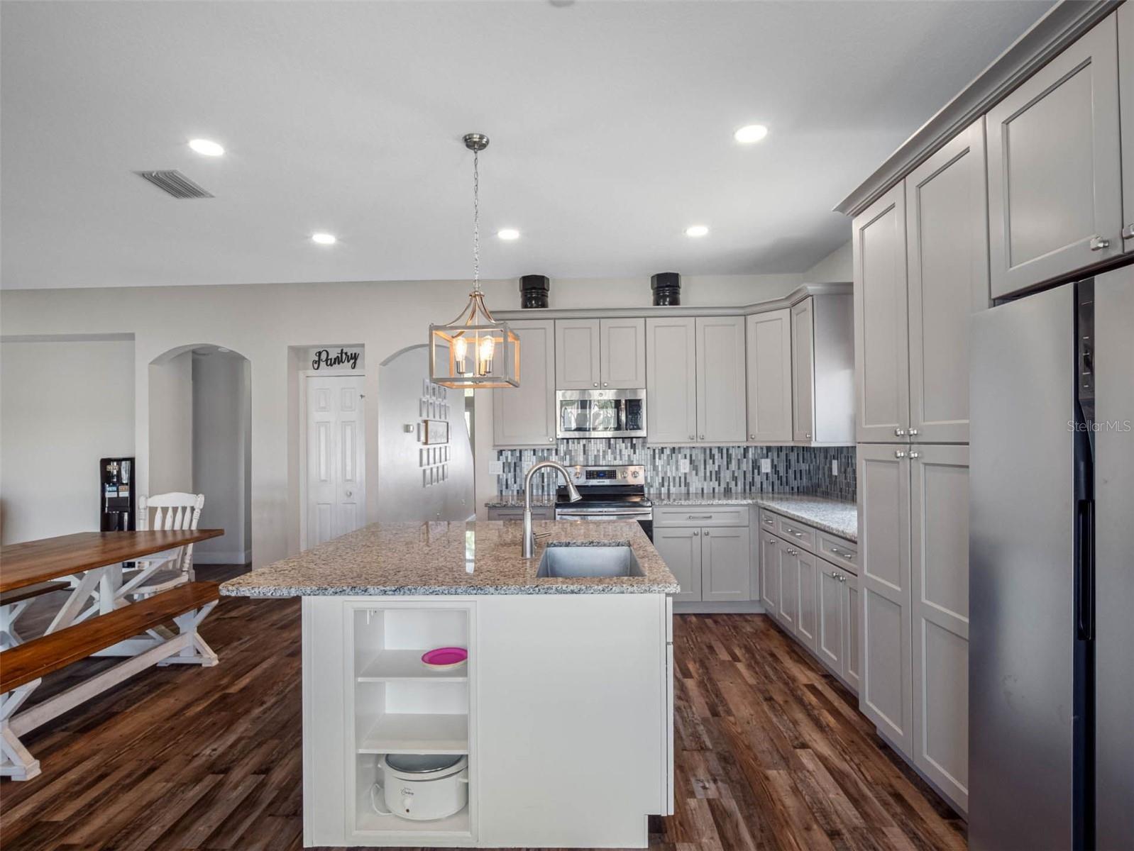 19112 CYPRESS GREEN DR, LUTZ, FL, 33558