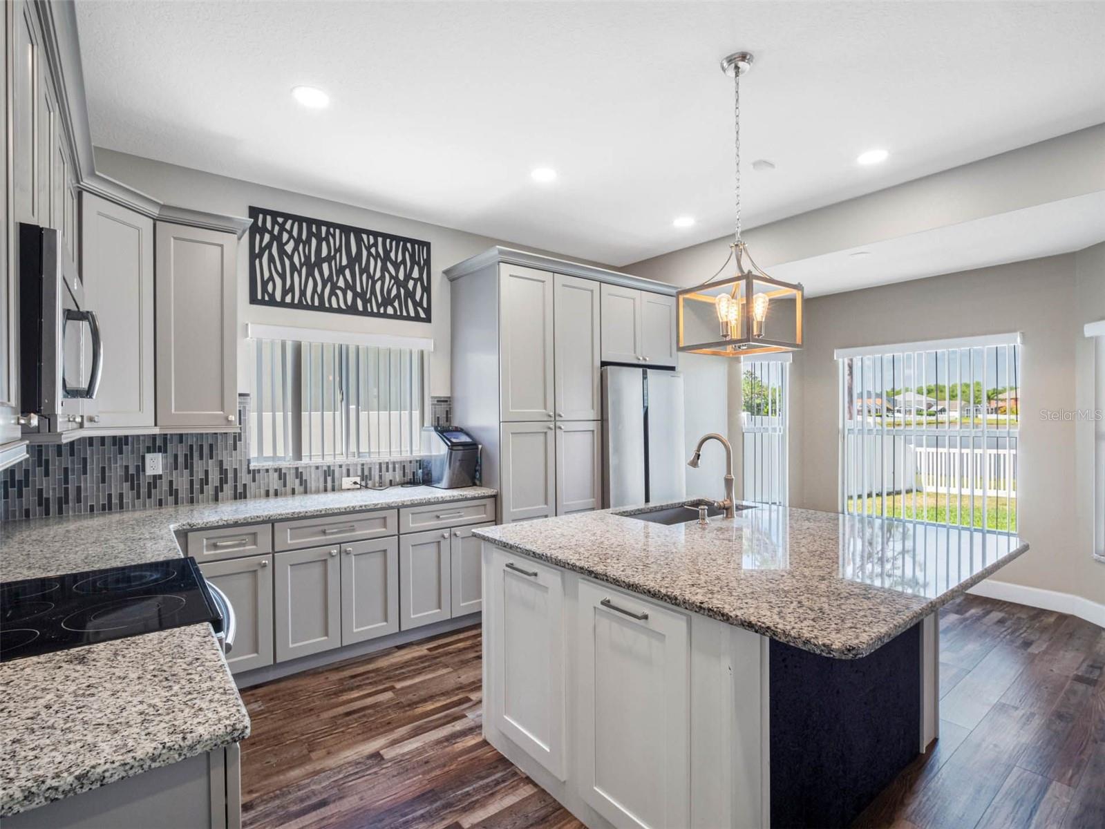 19112 CYPRESS GREEN DR, LUTZ, FL, 33558