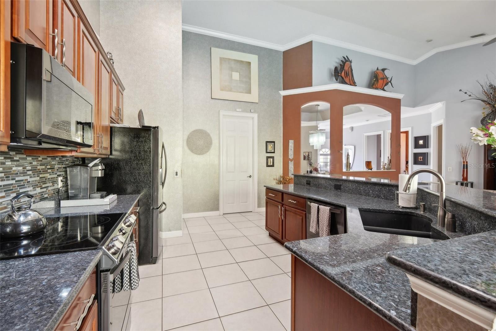 355 SW DE GOUVEA TER, PORT ST LUCIE, FL, 34984