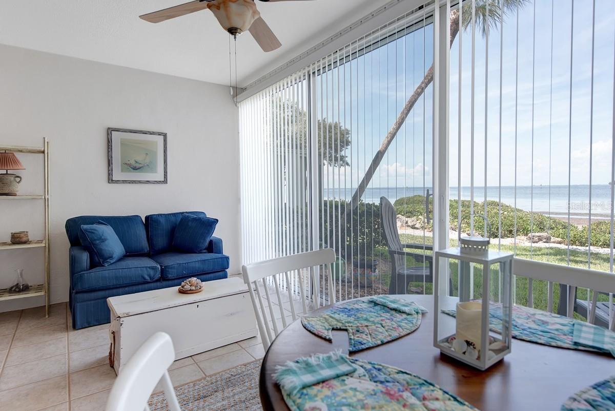 600 MANATEE AVE #111, HOLMES BEACH, FL, 34217