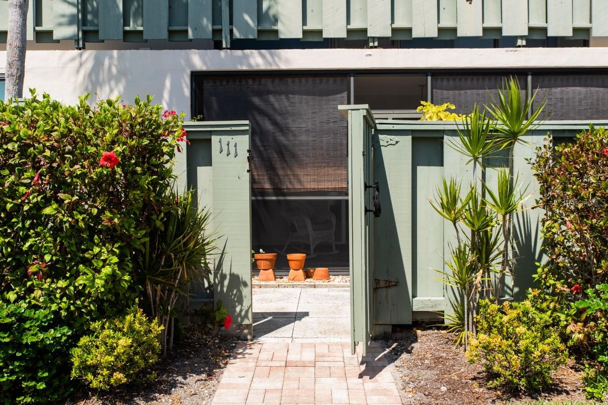 600 MANATEE AVE #111, HOLMES BEACH, FL, 34217