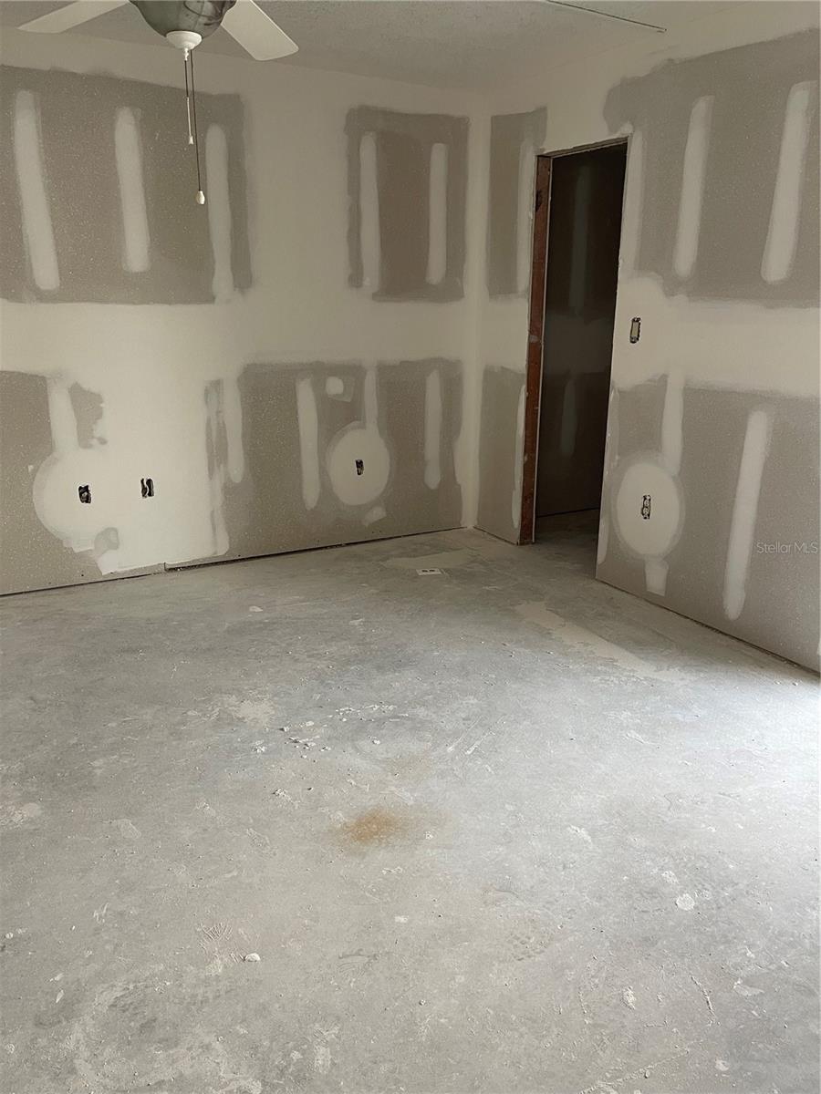 600 MANATEE AVE #111, HOLMES BEACH, FL, 34217