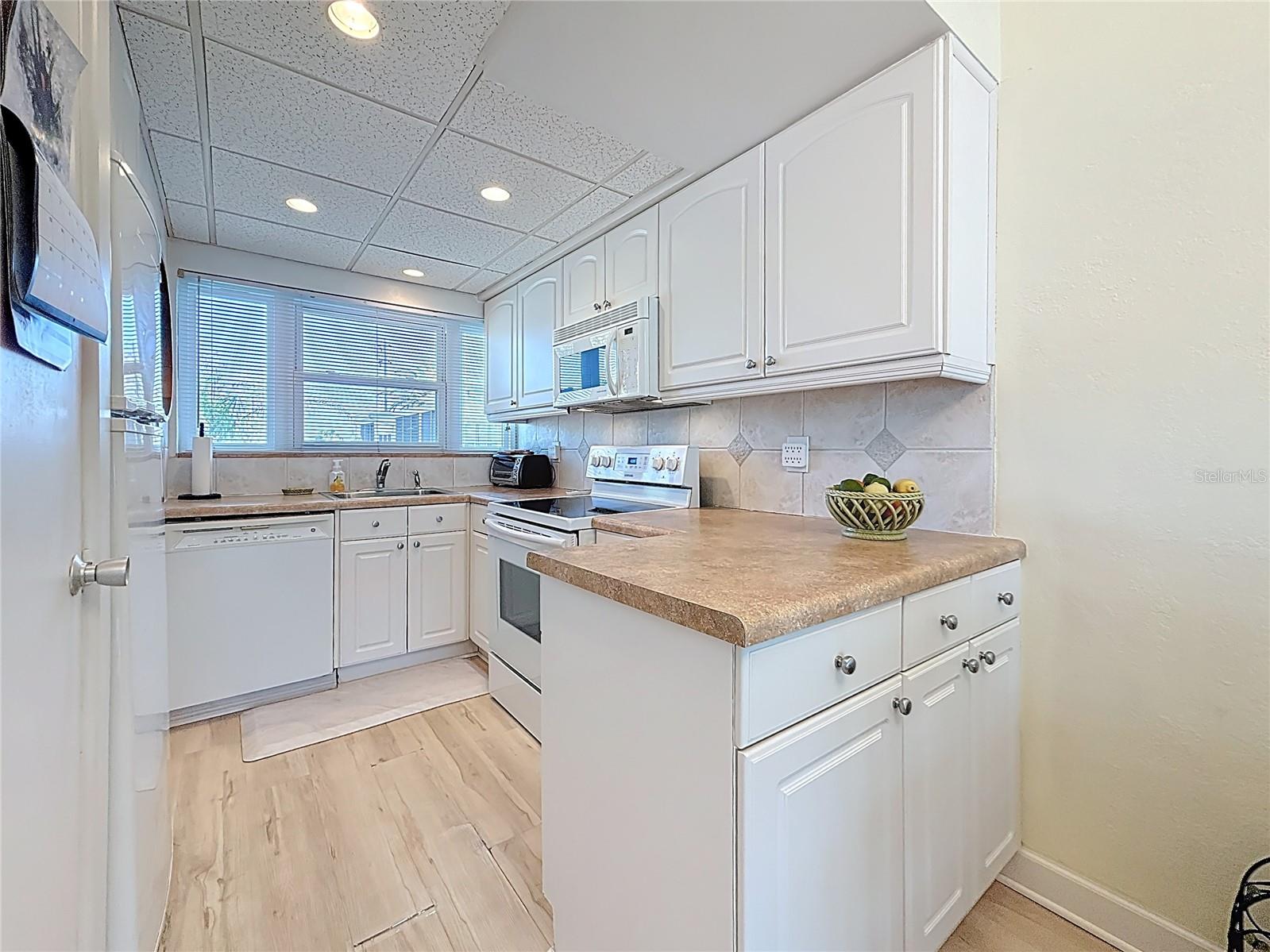 7050 SUNSET WAY #22, ST PETE BEACH, FL, 33706