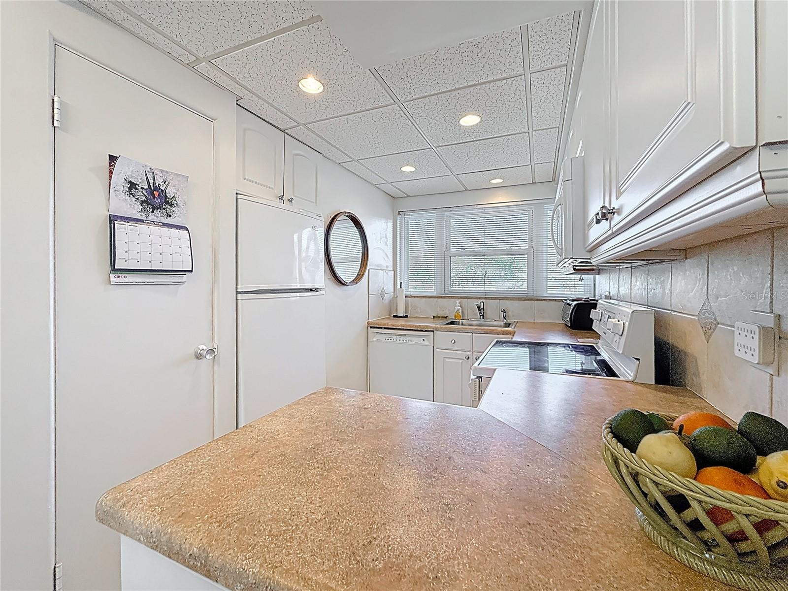 7050 SUNSET WAY #22, ST PETE BEACH, FL, 33706