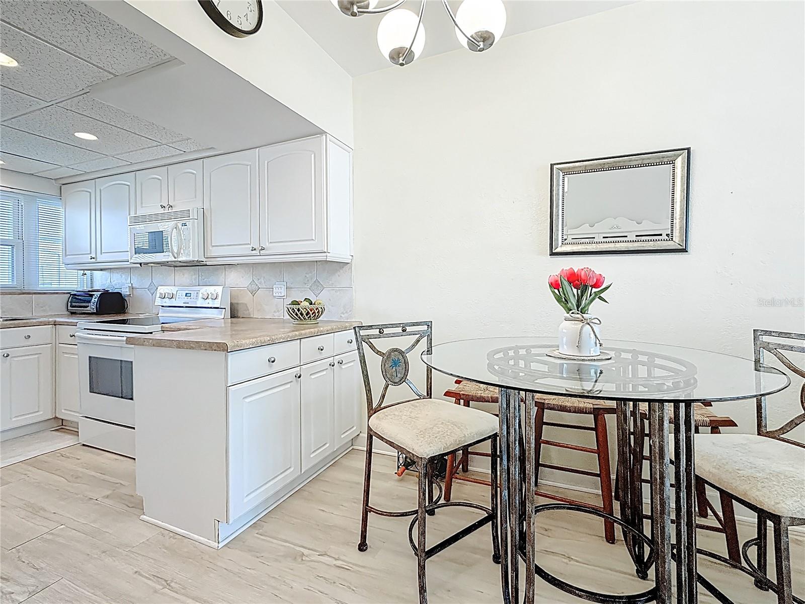 7050 SUNSET WAY #22, ST PETE BEACH, FL, 33706