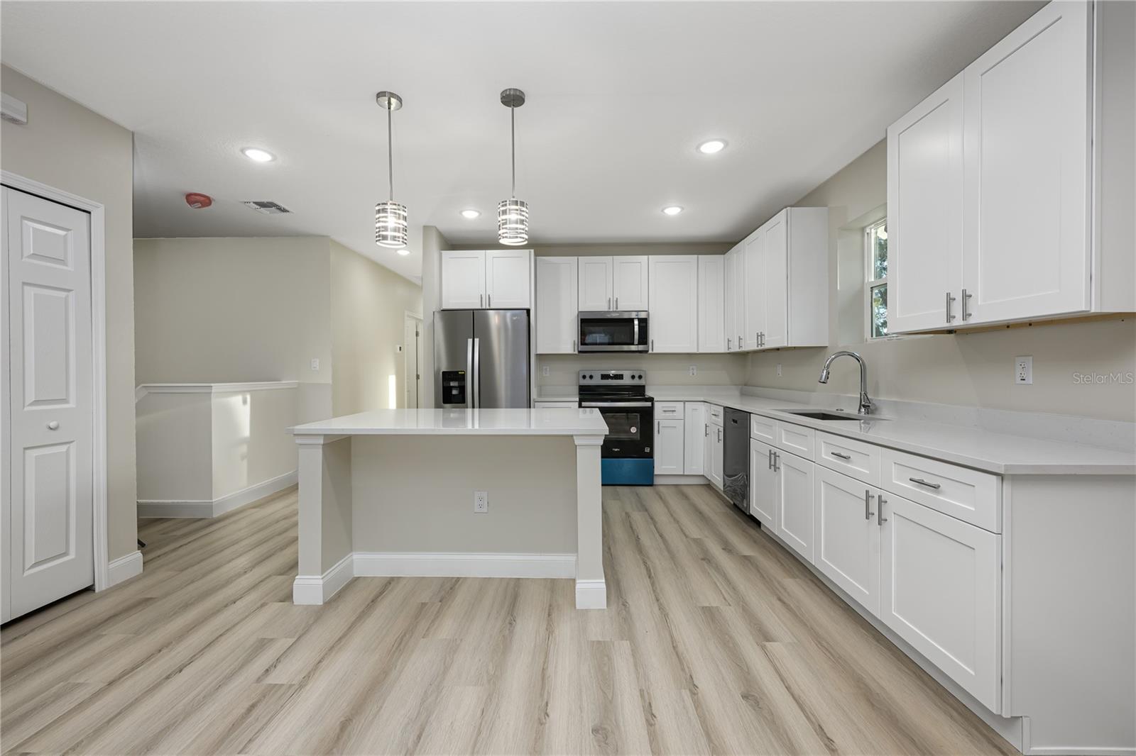 502 E HOWRY AVE, DELAND, FL, 32724