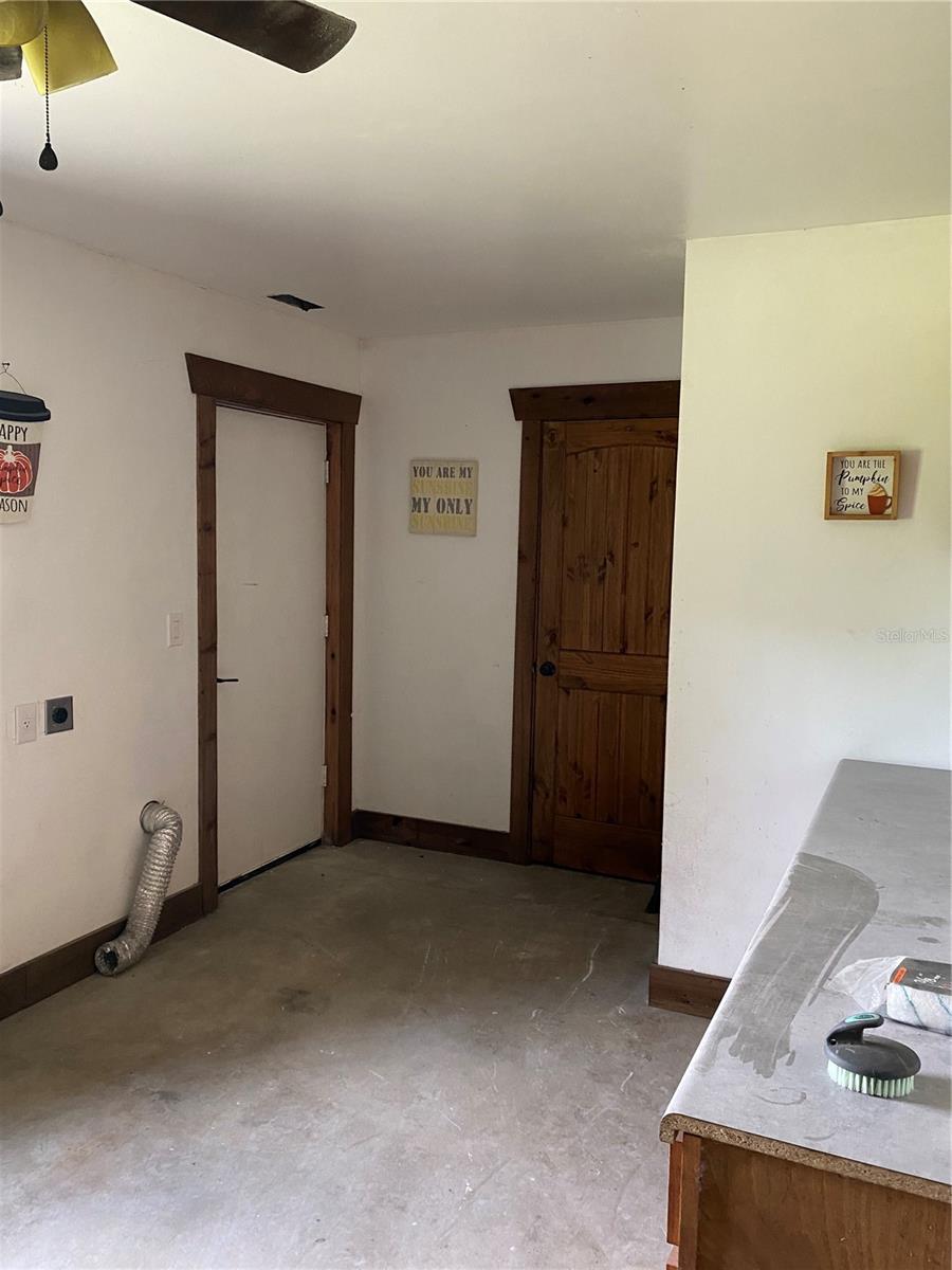 8639 C 469, CENTER HILL, FL, 33514