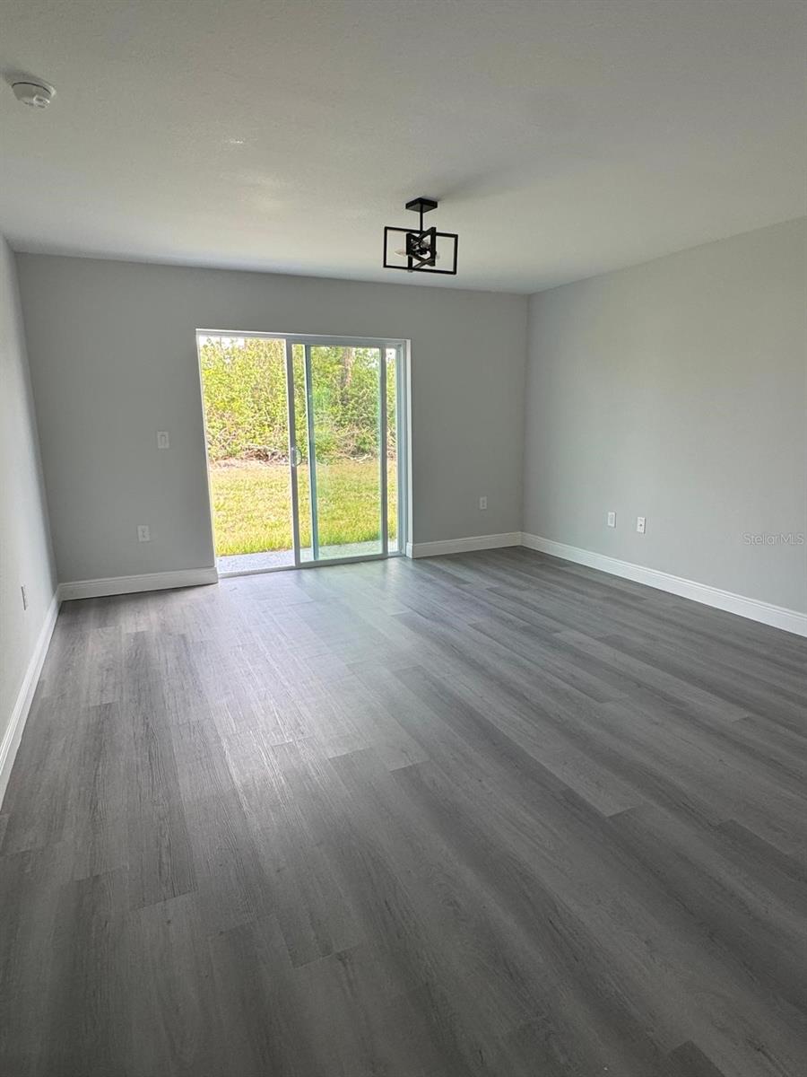 12122 CLARENDON AVE, PORT CHARLOTTE, FL, 33981