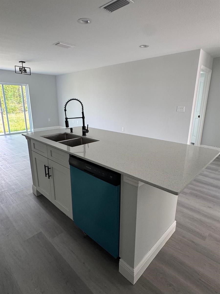 12122 CLARENDON AVE, PORT CHARLOTTE, FL, 33981