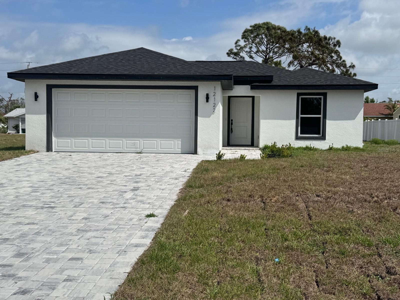 12122 CLARENDON AVE, PORT CHARLOTTE, FL, 33981