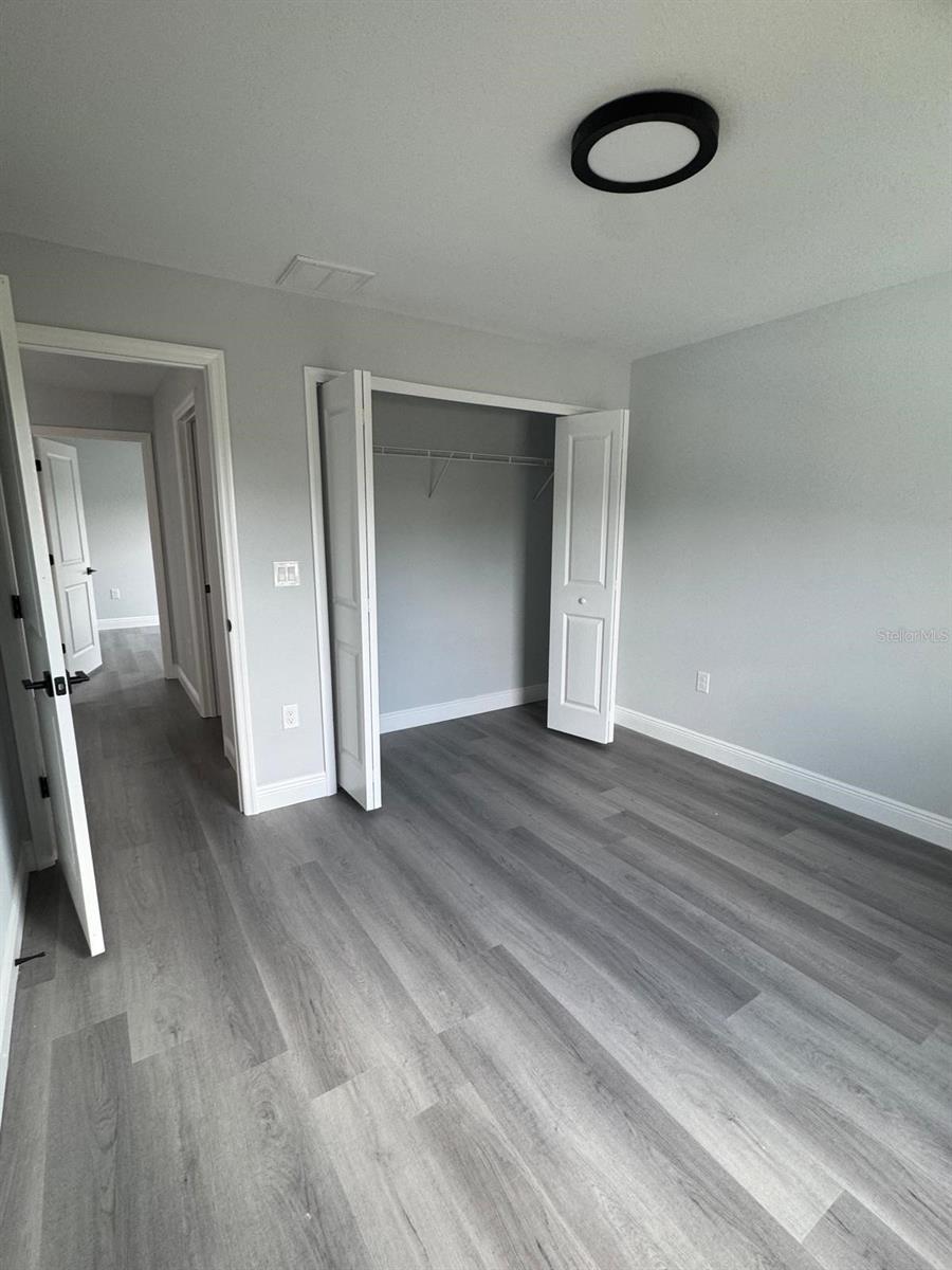 12122 CLARENDON AVE, PORT CHARLOTTE, FL, 33981