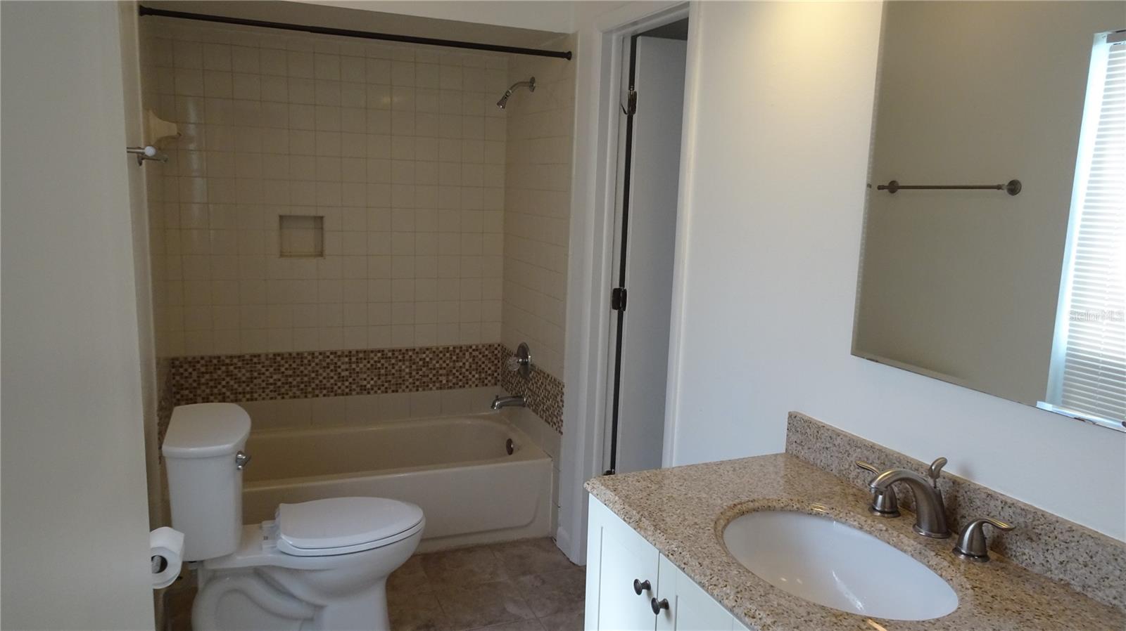 11519 GALLERIA DR, TAMPA, FL, 33618