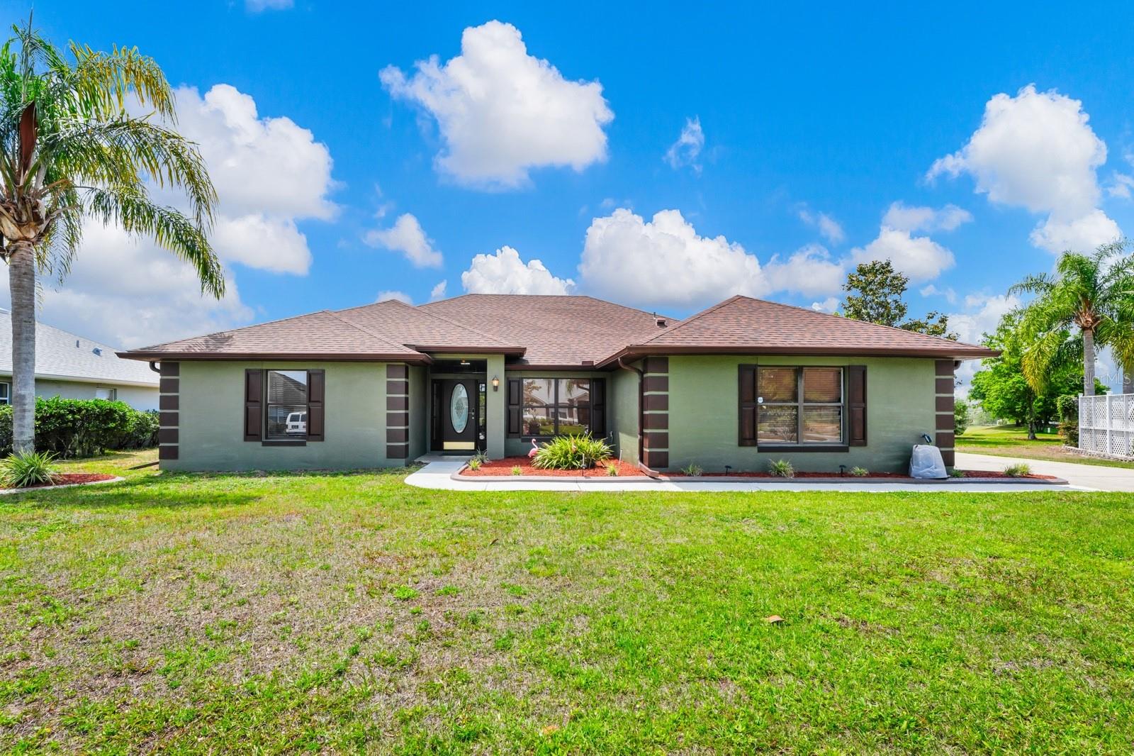 36725 OCONEE AVE, EUSTIS, FL, 32736