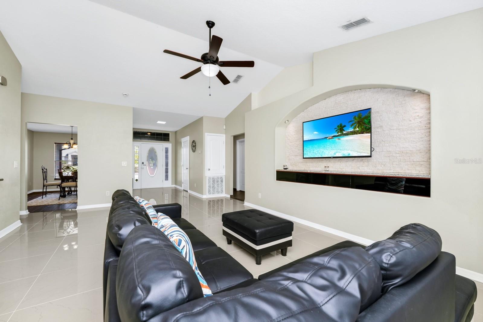 36725 OCONEE AVE, EUSTIS, FL, 32736