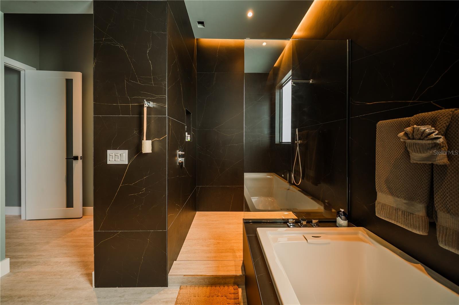 816 GOODRICH AVE, SARASOTA, FL, 34236