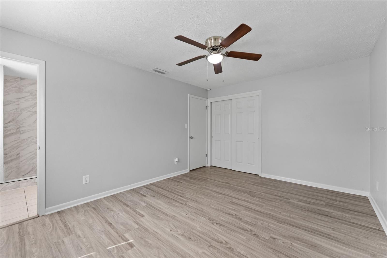 7105 N WHITTIER ST, TAMPA, FL, 33617