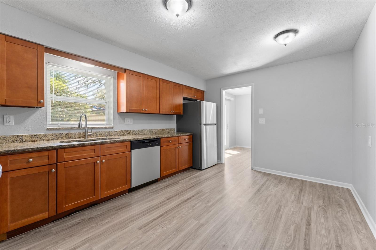 7105 N WHITTIER ST, TAMPA, FL, 33617