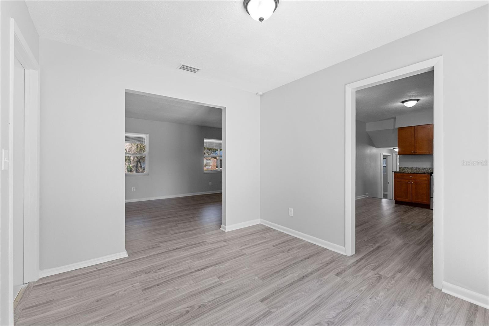 7105 N WHITTIER ST, TAMPA, FL, 33617