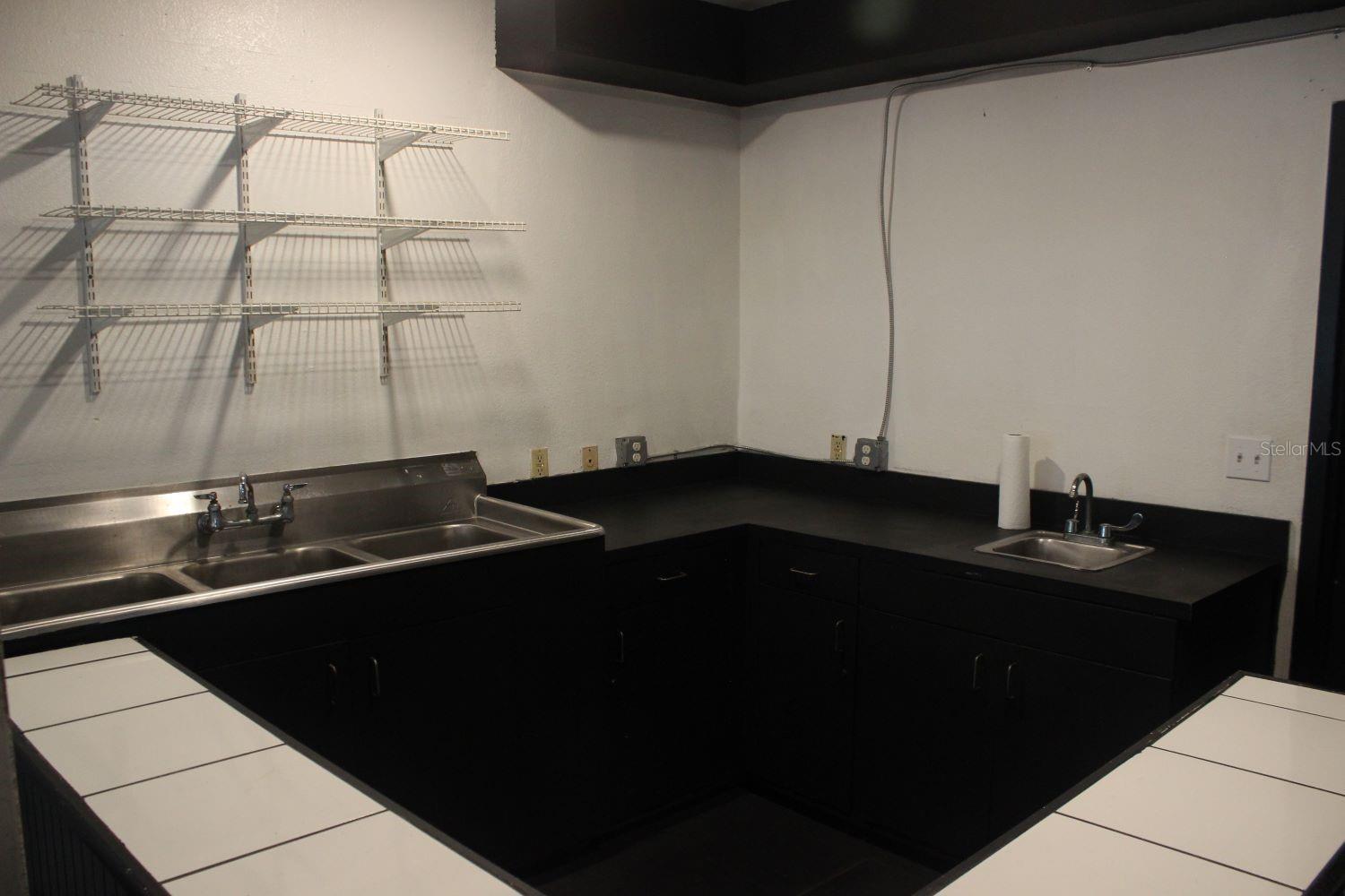 1327 DR MARTIN LUTHER KING JR ST S, ST PETERSBURG, FL, 33705