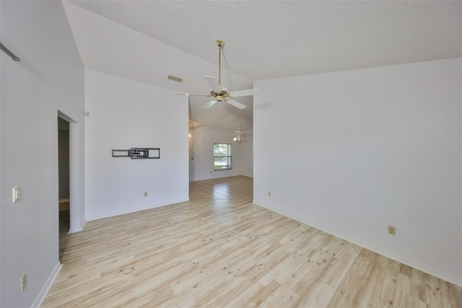 1617 COMFY CT, SUN CITY CENTER, FL, 33573