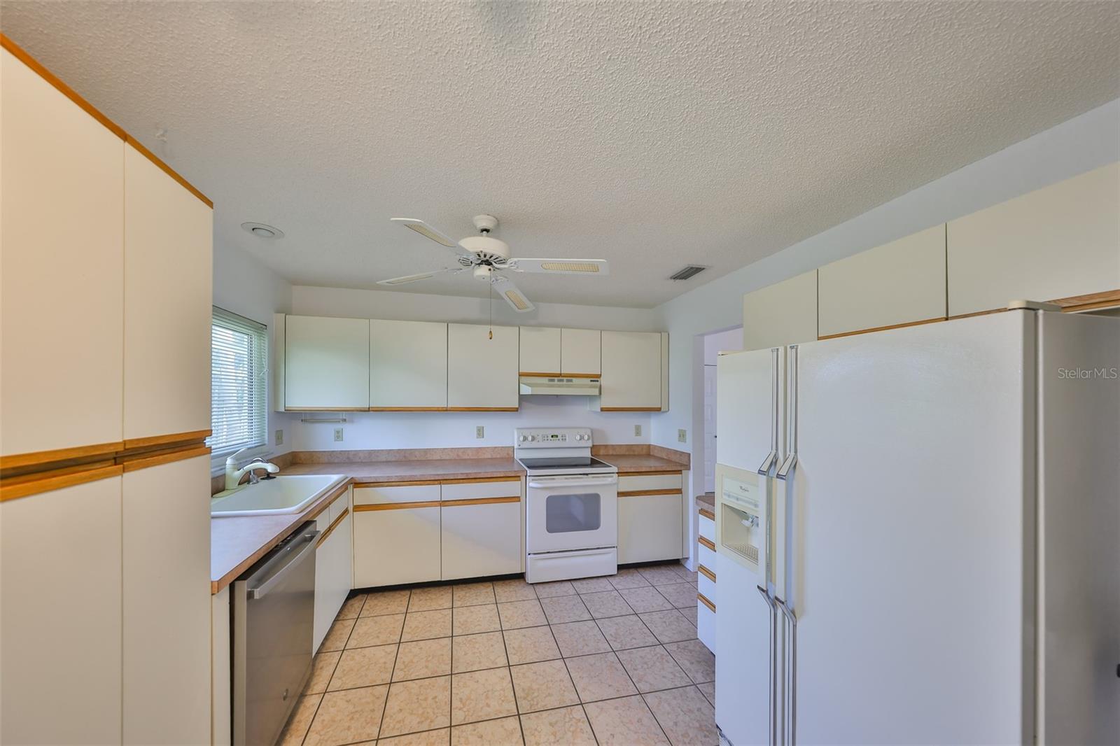 1617 COMFY CT, SUN CITY CENTER, FL, 33573