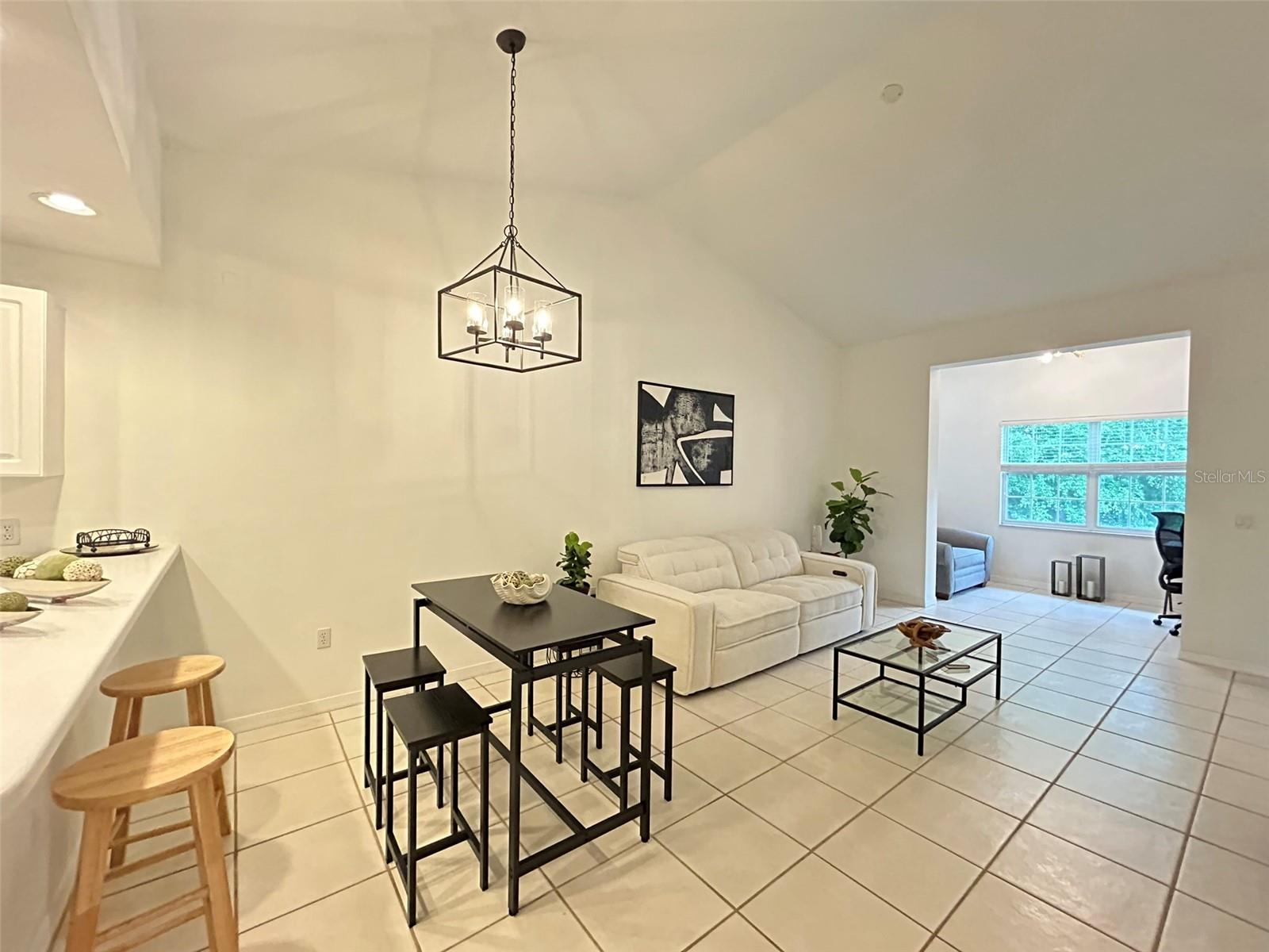 3803 54TH DR W #202, BRADENTON, FL, 34210