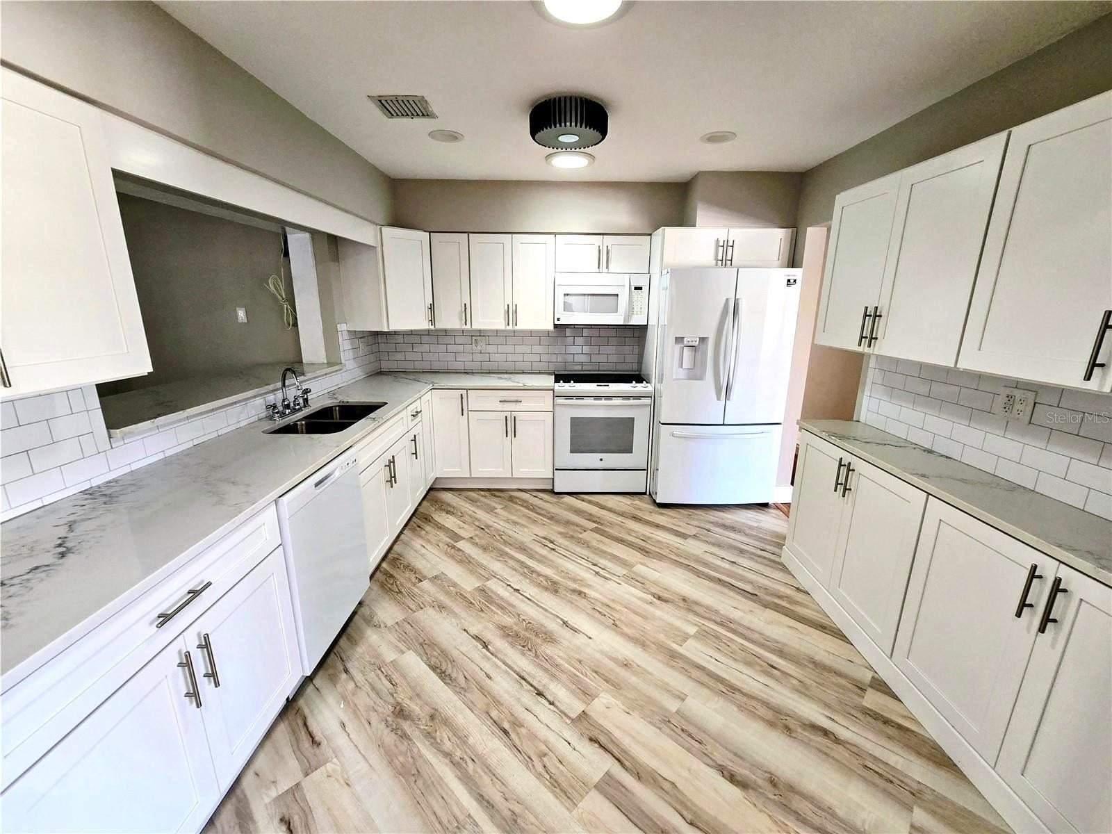 1417 W CURLEW PL, TARPON SPRINGS, FL, 34689