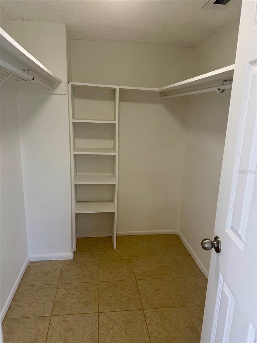 588 ORANGE DR #128, ALTAMONTE SPRINGS, FL, 32701