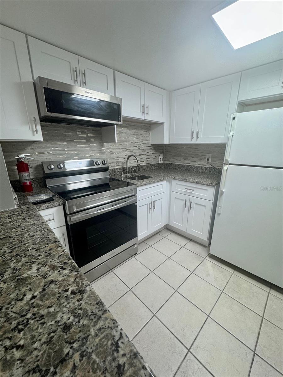 588 ORANGE DR #128, ALTAMONTE SPRINGS, FL, 32701