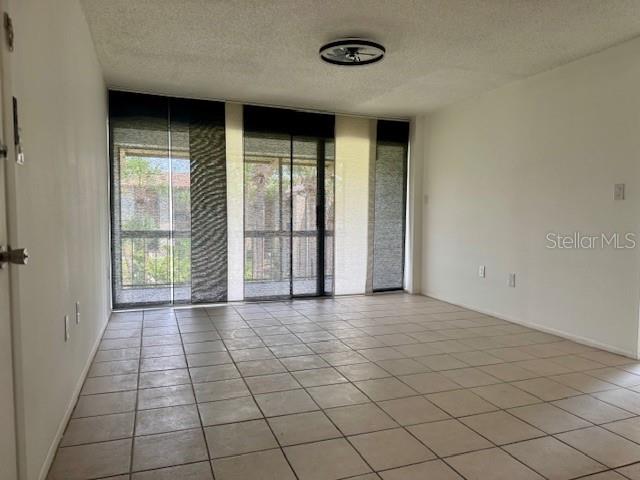 588 ORANGE DR #128, ALTAMONTE SPRINGS, FL, 32701