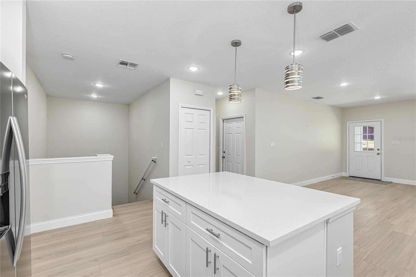 504 E HOWRY AVE, DELAND, FL, 32724