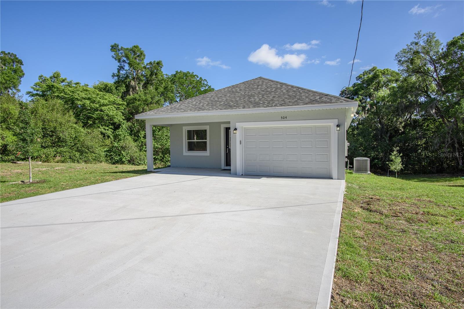 504 E HOWRY AVE, DELAND, FL, 32724