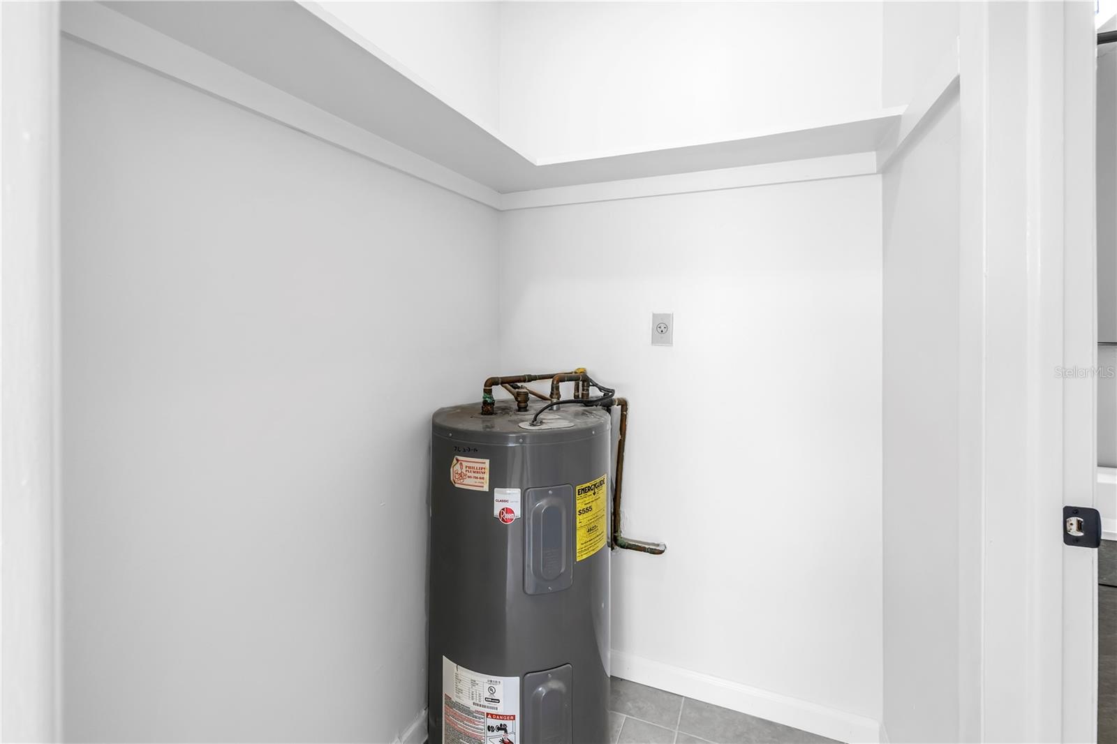 4444 SWIFT RD #25, SARASOTA, FL, 34231