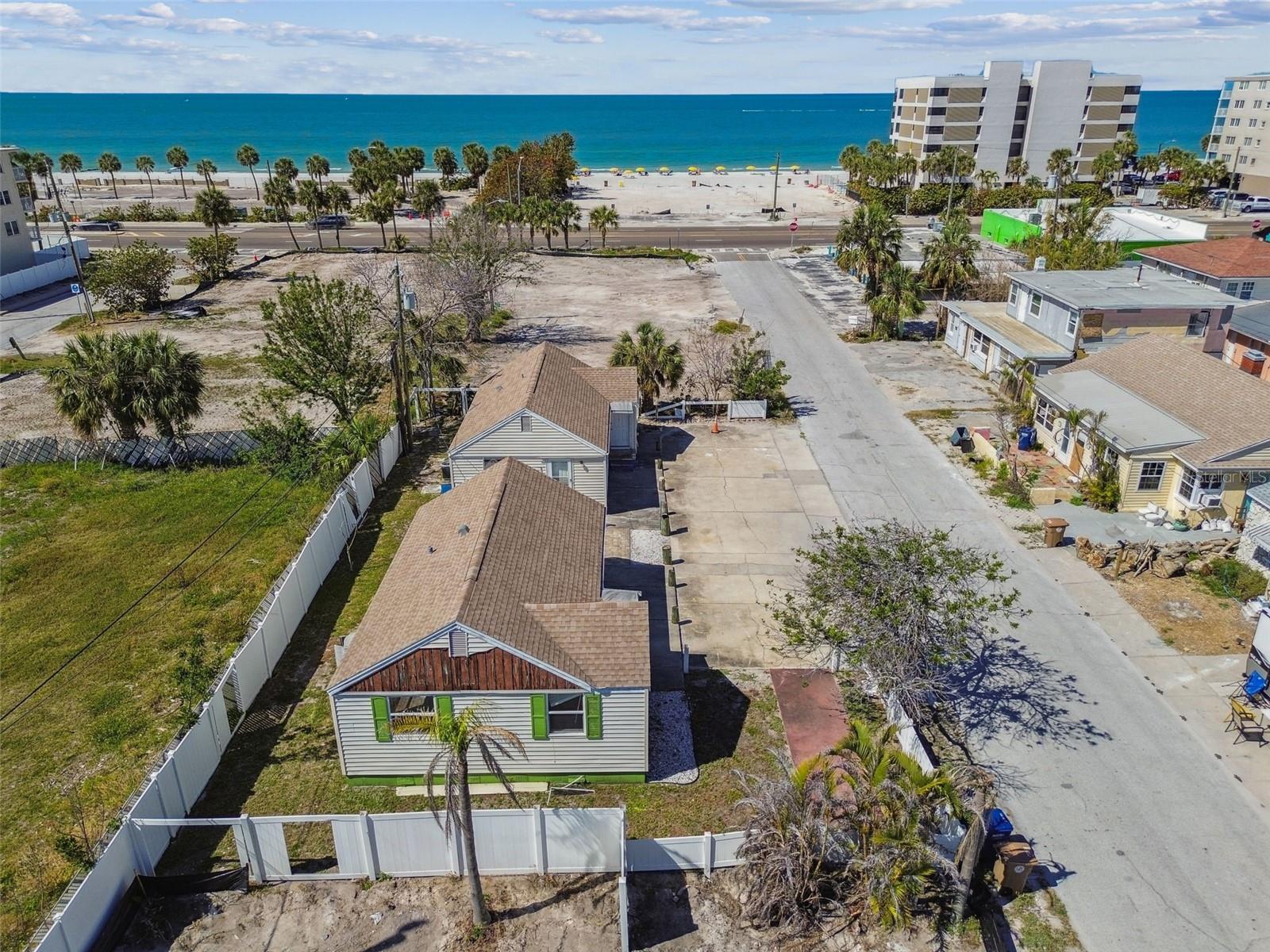 101 146TH AVE, MADEIRA BEACH, FL, 33708