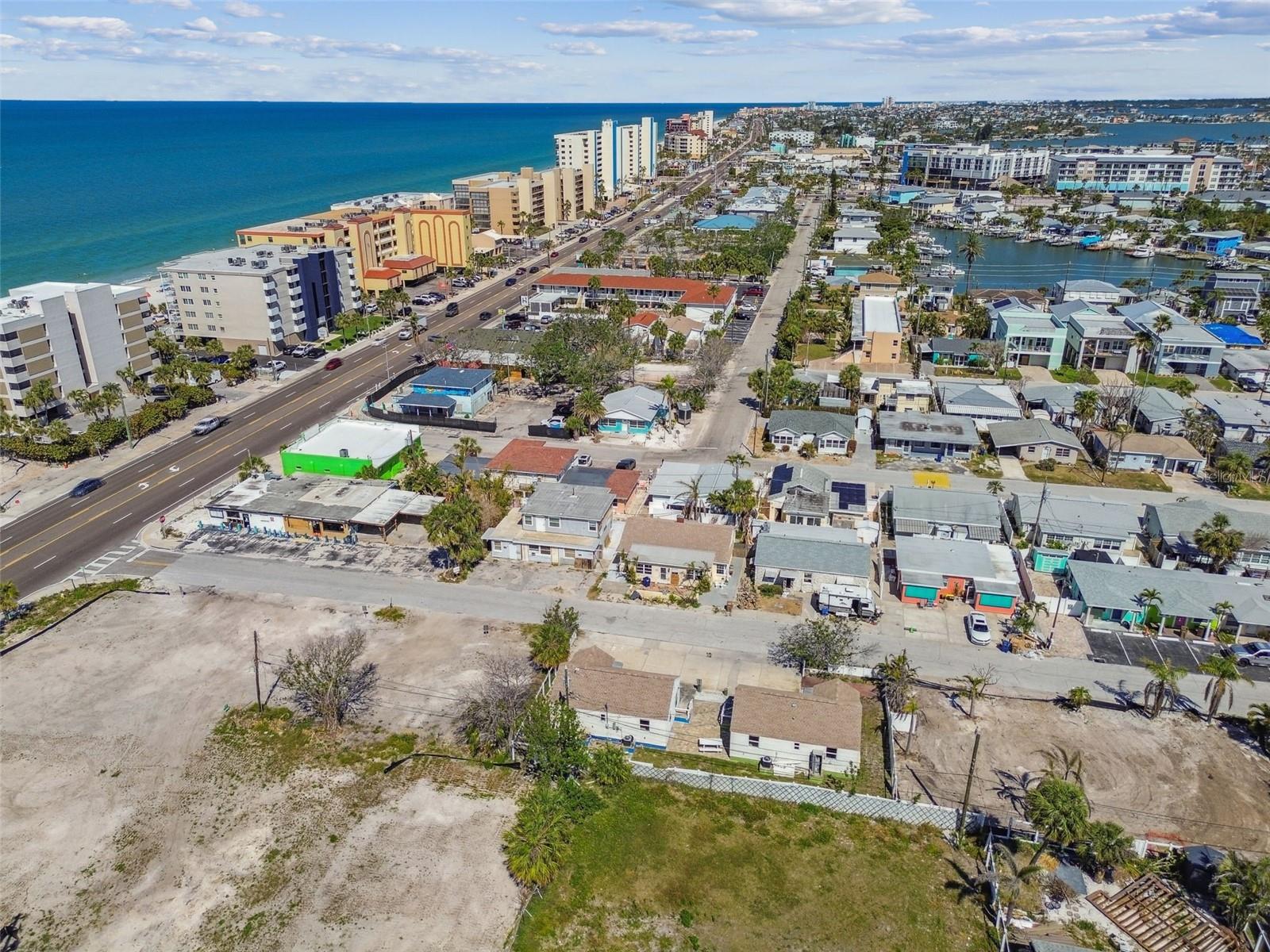 101 146TH AVE, MADEIRA BEACH, FL, 33708