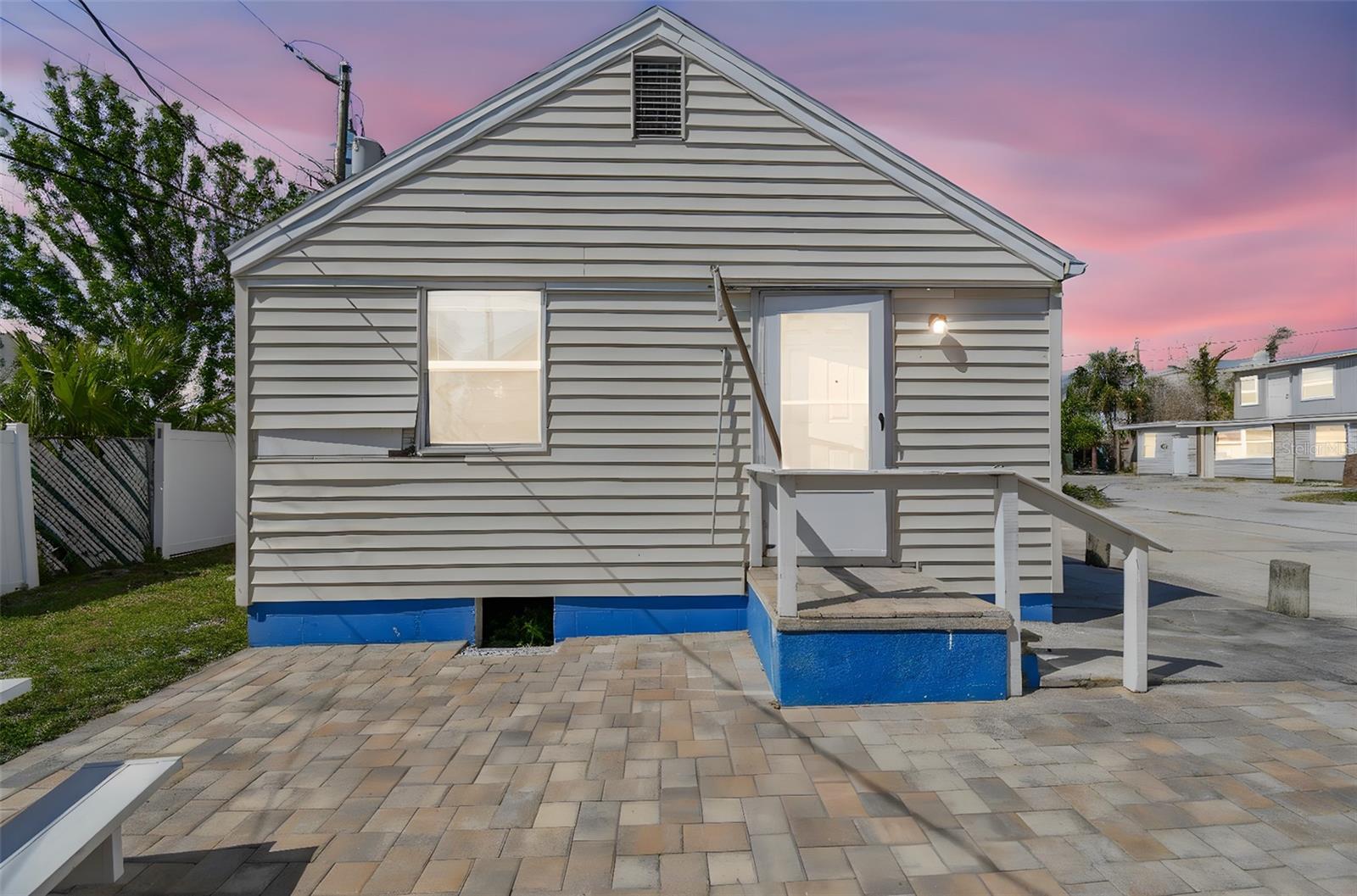 101 146TH AVE, MADEIRA BEACH, FL, 33708